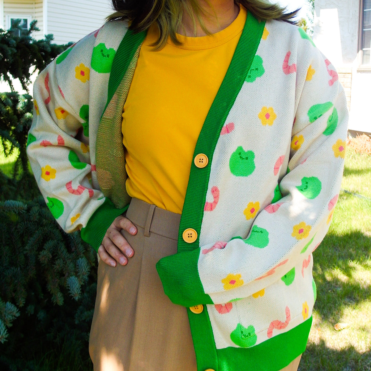 wormy froggy cardigan
